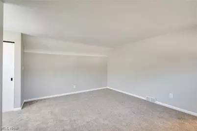 3423 W Bailey Road, Cuyahoga Falls, OH 44221 - Photo 30