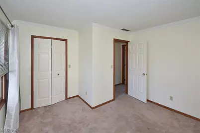 2121 Oakwood Court, Avon, OH 44011 - Photo 22