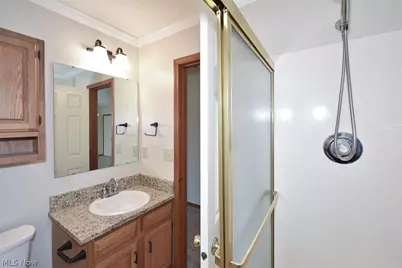 2121 Oakwood Court, Avon, OH 44011 - Photo 18