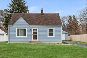 4 Lyndale Dr, Painesville Twp, OH 44077 - Photo 2