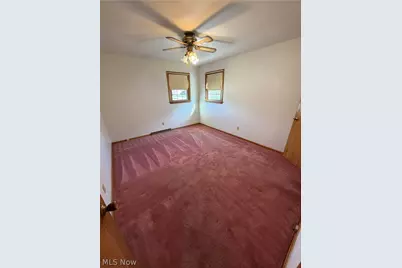 8615 Chesterton Drive, Poland, OH 44514 - Photo 12