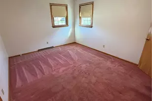 8615 Chesterton Dr, Poland, OH 44514 - Photo 12