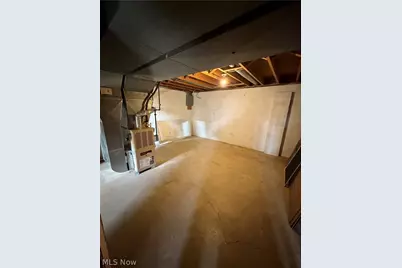 8615 Chesterton Drive, Poland, OH 44514 - Photo 18