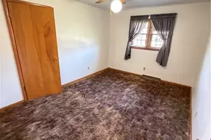 8615 Chesterton Dr, Poland, OH 44514 - Photo 10