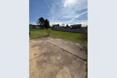 8615 Chesterton Drive, Poland, OH 44514 - Photo 22