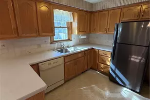 8615 Chesterton Dr, Poland, OH 44514 - Photo 6