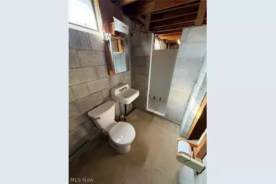 8615 Chesterton Drive, Poland, OH 44514 - Photo 20