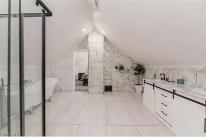 5811 Madison Avenue, Loveland, OH 44102 - Photo 32