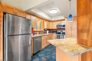 1536 Baycrest Dr NW, Canton, OH 44708 - Photo 16