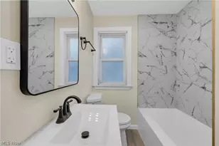 967 Oakland Ave, Akron, OH 44310 - Photo 30