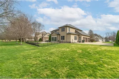 6607 Woodbridge Circle NW, Massillon, OH 44646 - Photo 6