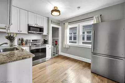 3322 Altamont Avenue, Cleveland Heights, OH 44118 - Photo 6