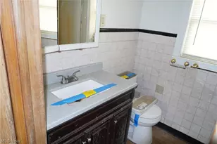 2147 Rankin Dr, Ravenna, OH 44266 - Photo 4