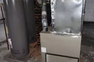 1222 E 172nd St, Loveland, OH 44119 - Photo 10