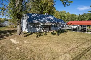 7168 Case Rd, North Ridgeville, OH 44039 - Photo 4