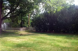 23710 E Baintree Rd, Beachwood, OH 44122 - Photo 26
