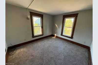 1033 Olive Avenue NE, Warren, OH 44483 - Photo 18