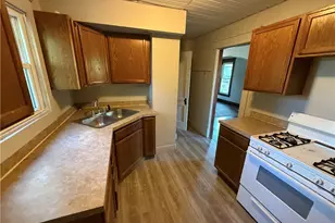 1033 Olive Ave NE, Warren, OH 44483 - Photo 10