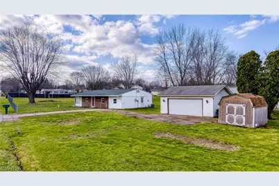 4321 30th Street NE, Canton, OH 44705 - Photo 4