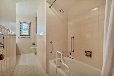 155 Moore Road, Akron, OH 44319 - Photo 10