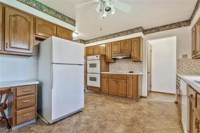 155 Moore Road, Akron, OH 44319 - Photo 30