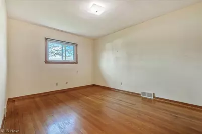 155 Moore Road, Akron, OH 44319 - Photo 12