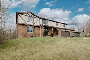 5875 Deepwood Trail, Solon, OH 44139 - Photo 2