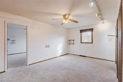 5875 Deepwood Trail, Solon, OH 44139 - Photo 26