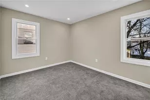 13620 S Parkway Dr, Garfield Heights, OH 44105 - Photo 26