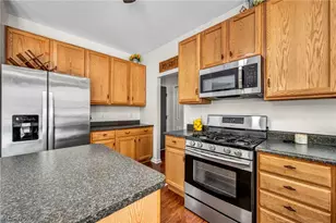 5247 Otten Rd, North Ridgeville, OH 44039 - Photo 4