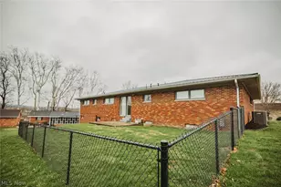 38 Fair Ave, Beverly, OH 45715 - Photo 6