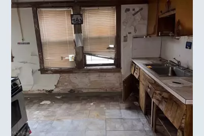 3604 Pennington Road, Huber Heights, OH 44120 - Photo 6