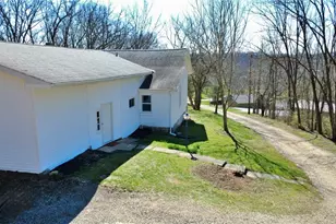 3815 Dillon Falls Rd, Zanesville, OH 43701 - Photo 12