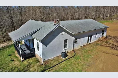 3815 Dillon Falls Road, Zanesville, OH 43701 - Photo 4