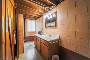 8919 Township Rd 566, Holmesville, OH 44633 - Photo 18