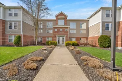 23004 Chandlers Lane #347, Olmsted Falls, OH 44138 - Photo 1