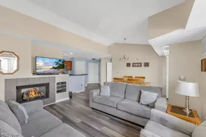 23004 Chandlers Lane #347, Olmsted Falls, OH 44138 - Photo 6