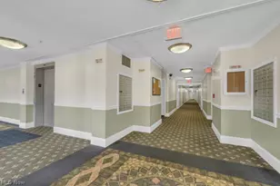 23004 Chandlers Ln, Olmsted Falls, OH 44138 - Photo 26