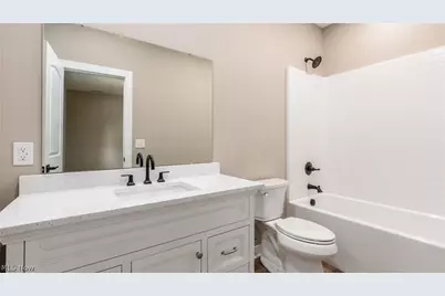475 Walters Way, Zanesville, OH 43701 - Photo 16