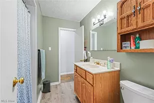 7714 Hopkins Rd, Mentor, OH 44060 - Photo 10