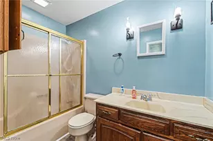 7714 Hopkins Rd, Mentor, OH 44060 - Photo 12