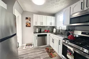 5341 Hollywood Ave, Maple Heights, OH 44137 - Photo 4