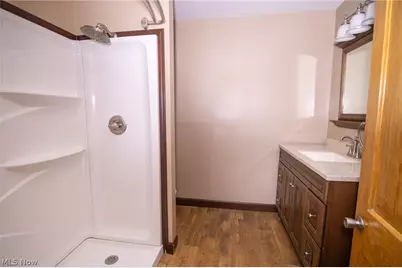 413 Bennett Street, Bridgeport, OH 43912 - Photo 14