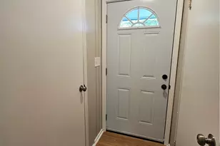 1859 Sheffield Dr, Akron, OH 44320 - Photo 4