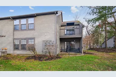 1123 Redtail Hawk #1, Boardman, OH 44512 - Photo 2