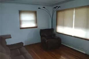 1010 Burlington St, Youngstown, OH 44510 - Photo 6