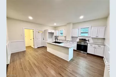 559 Jackson Street, Hubbard, OH 44425 - Photo 8