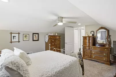 64044 Mulberry Street, Cambridge, OH 43725 - Photo 32