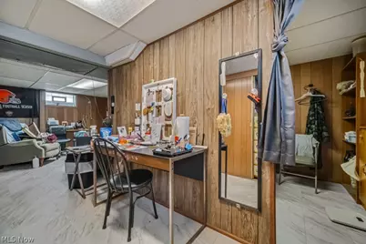 8023 Ivandale, Parma, OH 44129 - Photo 22