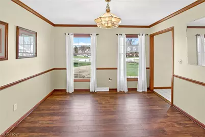 218 Wells Court, Euclid, OH 44132 - Photo 4